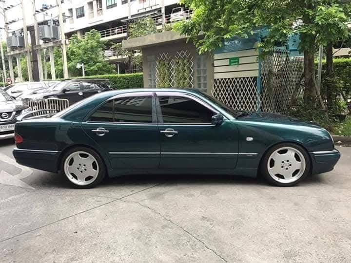 Mercedes-Benz E-Class 1997 E230 Sedan เบนซิน ไม่ติดแก๊ส เกียร์อัตโนมัติ เขียว รูปที่ 2