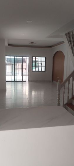 มีบ้านให้เช่ารีโรเวทใหม่ทั้งหลัง รูปที่ 2