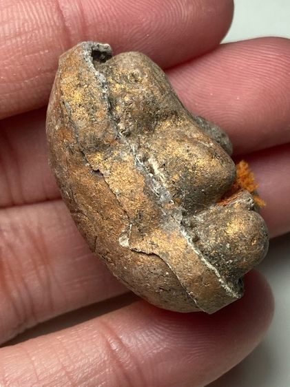 พระปิดตาหลังยันต์เนื้อผง รูปที่ 3