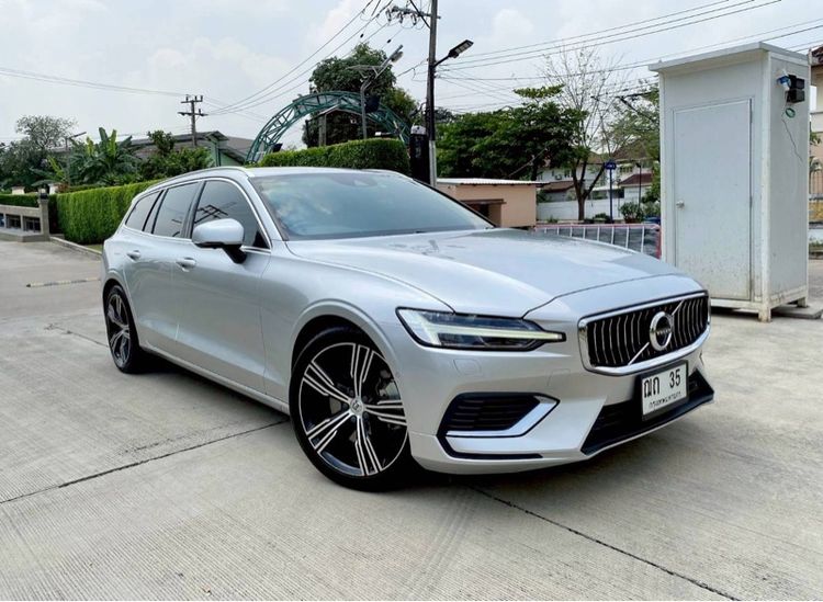 Volvo V60 2021 2.0 T8 Inscription 4WD Utility-car เบนซิน ไม่ติดแก๊ส เกียร์อัตโนมัติ เทา รูปที่ 4