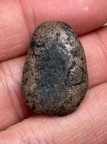 พระปิดตาเนื้อผงองค์จิ๋ว รูปที่ 2