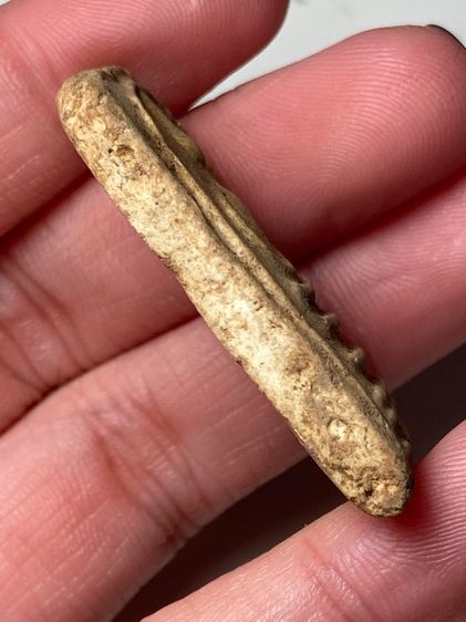 พระสมเด็จพิมพ์เส้นด้าย รูปที่ 3