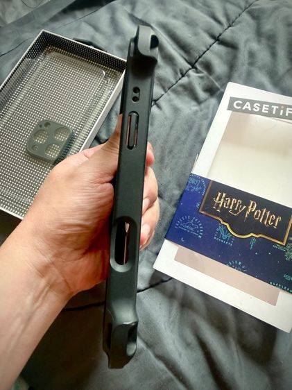 ขายเคสไอโฟน CASETiFY และ UAG iPhone 16 PM พร้อมกล่อง ติดฟิล์มแล้ว Case iPhone 16 pro max รูปที่ 5