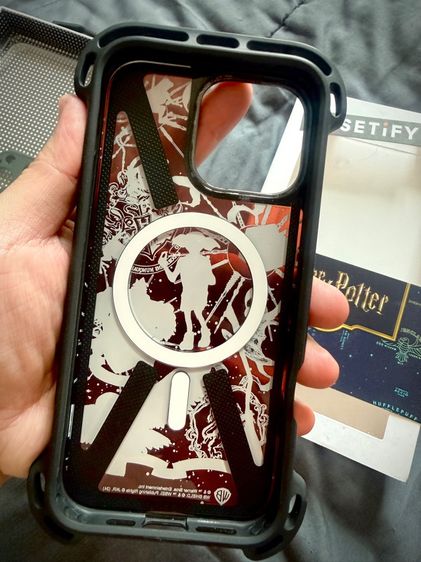 ขายเคสไอโฟน CASETiFY และ UAG iPhone 16 PM พร้อมกล่อง ติดฟิล์มแล้ว Case iPhone 16 pro max รูปที่ 4