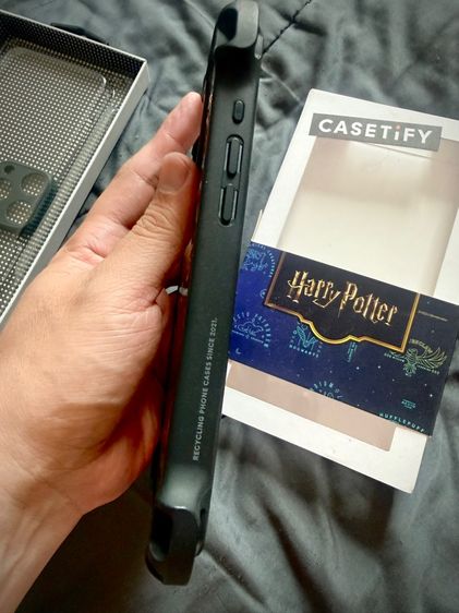 ขายเคสไอโฟน CASETiFY และ UAG iPhone 16 PM พร้อมกล่อง ติดฟิล์มแล้ว Case iPhone 16 pro max รูปที่ 6