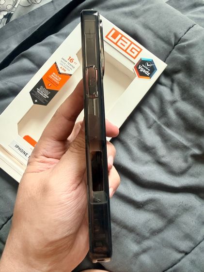 ขายเคสไอโฟน CASETiFY และ UAG iPhone 16 PM พร้อมกล่อง ติดฟิล์มแล้ว Case iPhone 16 pro max รูปที่ 15