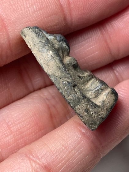 หลวงพ่อโตเนื้อโลหะองค์เล็ก รูปที่ 3