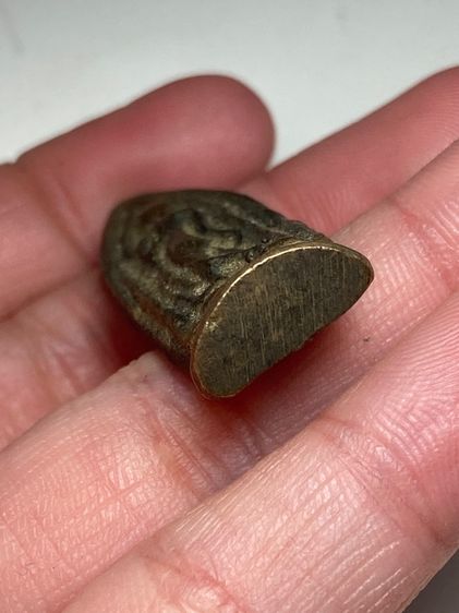 พระลีลาเนื้อทองเหลือง รูปที่ 5