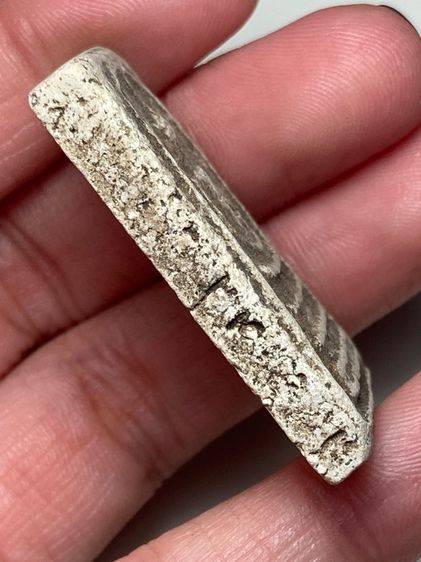 พระสมเด็จพิมพ์เส้นด้าย รูปที่ 3