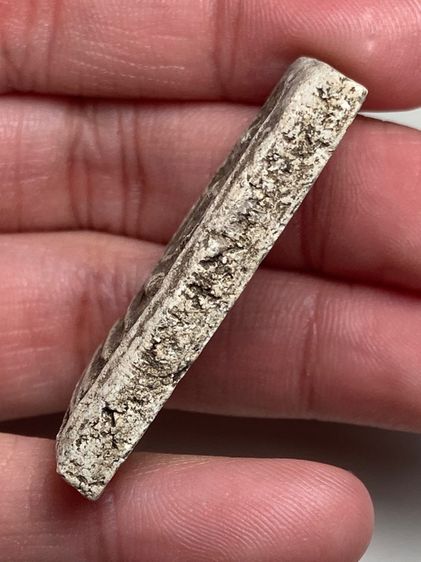 พระสมเด็จพิมพ์เส้นด้าย รูปที่ 4