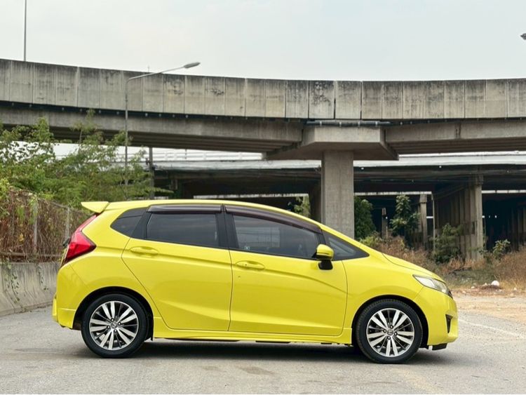 Honda Jazz 2015 1.5 SV i-VTEC Sedan เบนซิน ไม่ติดแก๊ส เกียร์อัตโนมัติ เหลือง รูปที่ 4