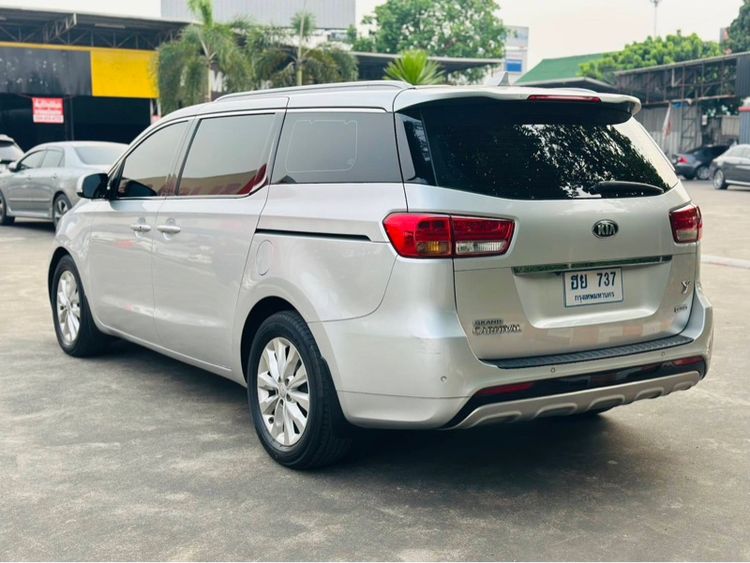 Kia Carnival 2017 2.2 EX Van เบนซิน ไม่ติดแก๊ส เกียร์อัตโนมัติ เทา รูปที่ 4