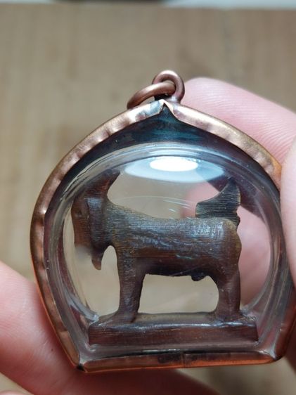 เครื่องรางแพะหลวงพ่ออ่ำ เลี่ยมเก่า รูปที่ 5