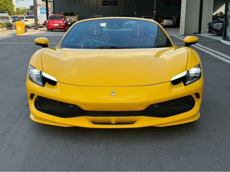 รถ Ferrari California 4.3 สี เหลือง