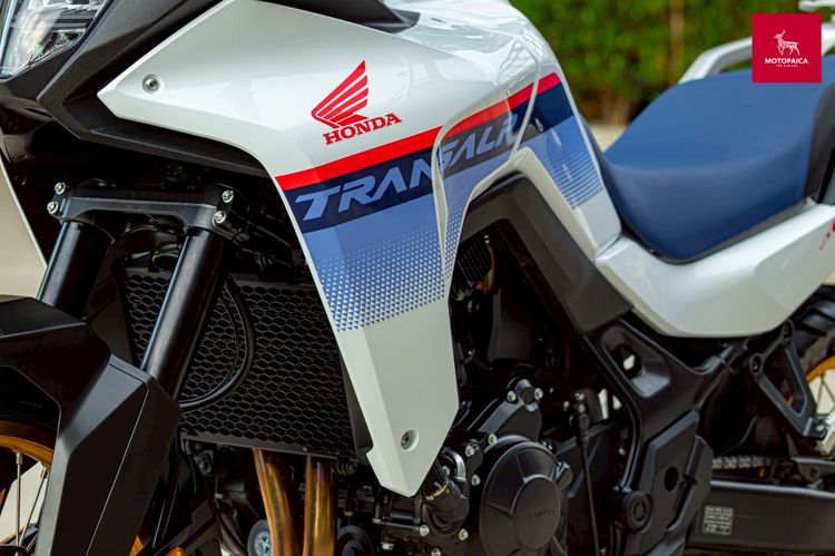 Honda XLl750 Transalp ปี2025 มือเดียว วิ่ง1,700Km. สภาพป้ายแดง รูปที่ 9