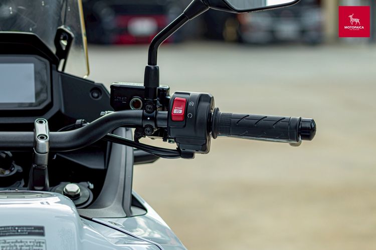 Honda XLl750 Transalp ปี2025 มือเดียว วิ่ง1,700Km. สภาพป้ายแดง รูปที่ 13