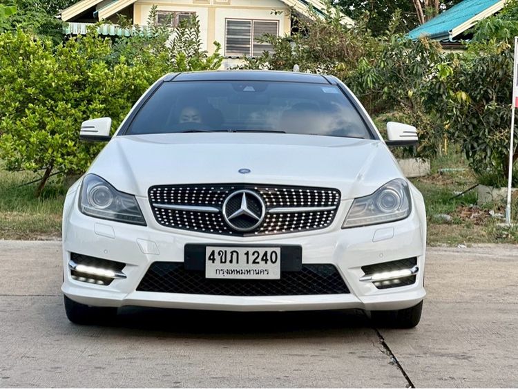 Mercedes-Benz C-Class 2013 C180 AMG Sedan เบนซิน ไม่ติดแก๊ส เกียร์อัตโนมัติ ขาว รูปที่ 3