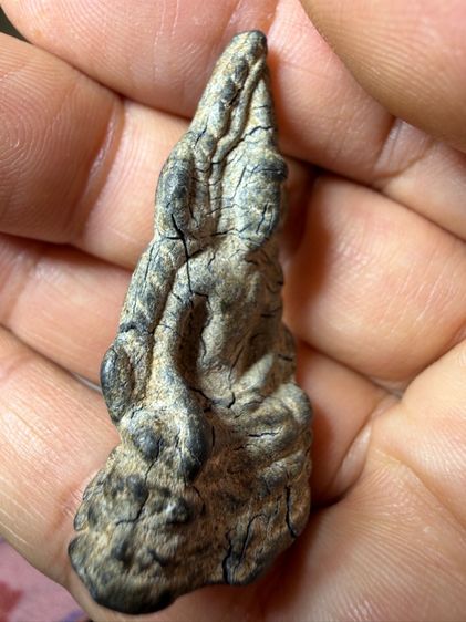 พระพุทธชินราชอินโดจีนปี2485 เนื้อตะกั่วนม ผิวจะคล้ำเเละแตกร้าว ตามกาลเวลา ตามปกติ ของเนื้อนี้ พระเก่าๆ เหมาๆ บ้านๆ พระคนแก่เก่าๆ รูปที่ 13