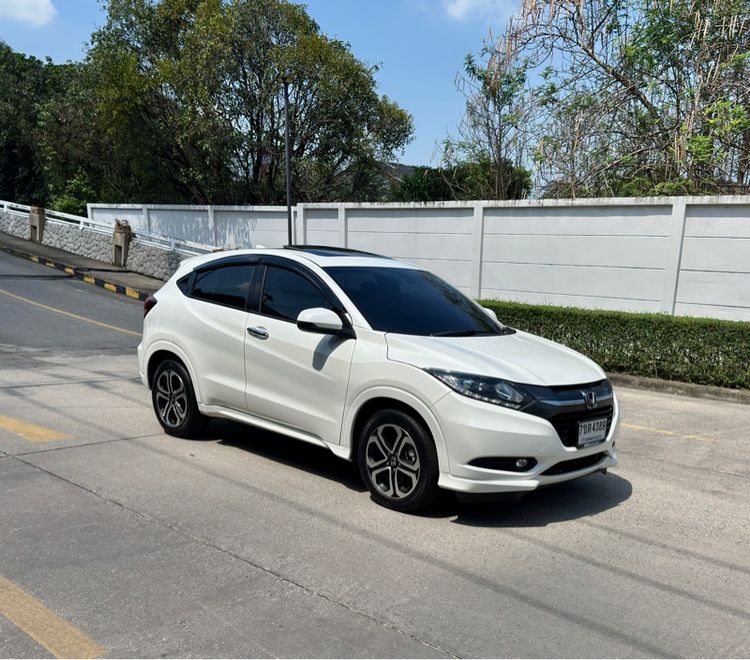Honda HR-V 2017 1.8 EL Utility-car เบนซิน ไม่ติดแก๊ส เกียร์อัตโนมัติ ขาว รูปที่ 2