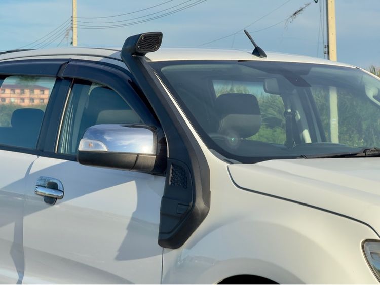 Ford Ranger 2013 2.2 XLT 4WD Pickup ดีเซล ไม่ติดแก๊ส เกียร์ธรรมดา ขาว รูปที่ 2