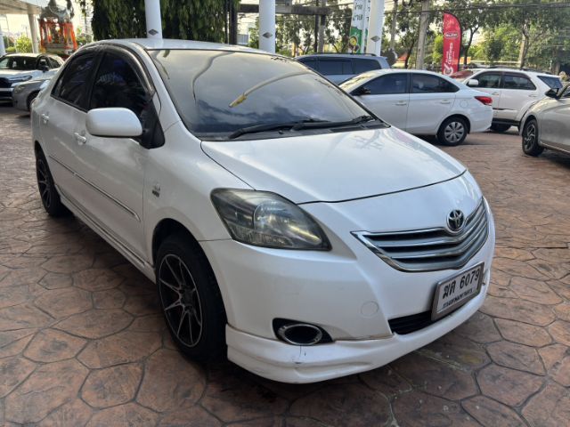 รถ Toyota Vios 1.5 E สี ขาว