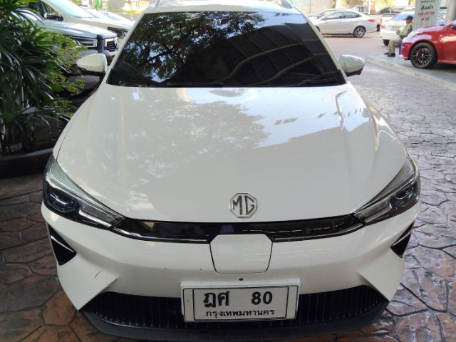 MG ES 177 EV AT ออกรถแค่ 5,000 รถบ้านมือเดียว รถเลขไมล์น้อย