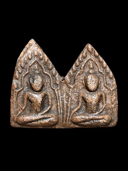 พระขุนแผนพิมพ์พายคู่กรุบ้านกลางเนื้อดิน