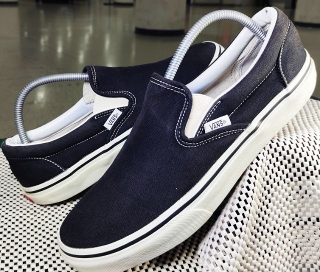 รองเท้า💥VANS Slip - On💥ของแท้‼️สีดำ พื้นเดิม นิ่ม เบา สวยๆ เดิม สภาพดี💥ไซร์ 44.5 รูปที่ 12