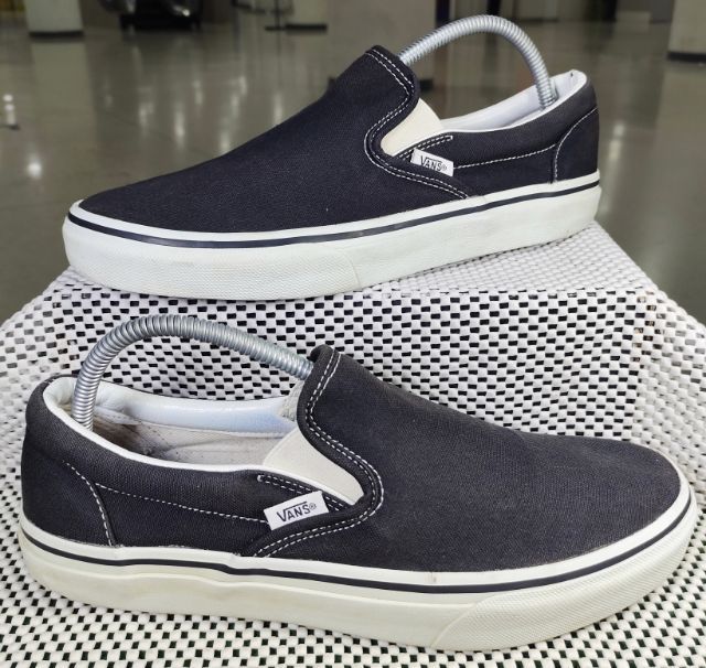 รองเท้า💥VANS Slip - On💥ของแท้‼️สีดำ พื้นเดิม นิ่ม เบา สวยๆ เดิม สภาพดี💥ไซร์ 44.5 รูปที่ 2