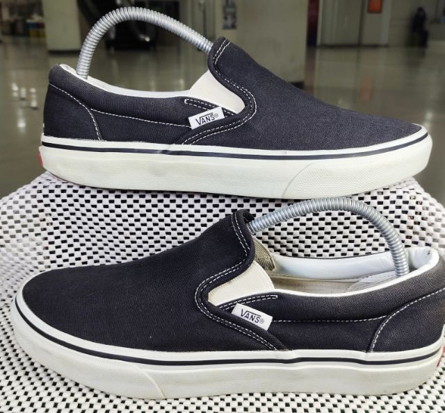 รองเท้า💥VANS Slip - On💥ของแท้‼️สีดำ พื้นเดิม นิ่ม เบา สวยๆ เดิม สภาพดี💥ไซร์ 44.5 รูปที่ 8