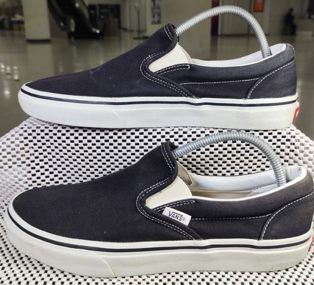รองเท้า💥VANS Slip - On💥ของแท้‼️สีดำ พื้นเดิม นิ่ม เบา สวยๆ เดิม สภาพดี💥ไซร์ 44.5 รูปที่ 10