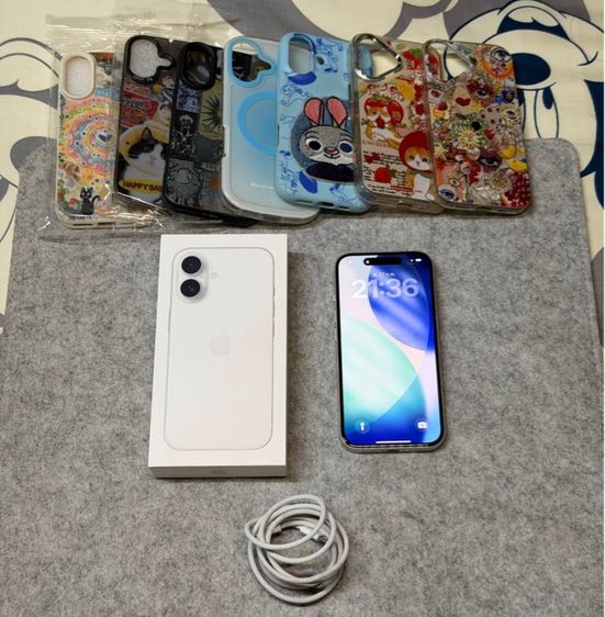 iPhone 16 256GB มีขาว