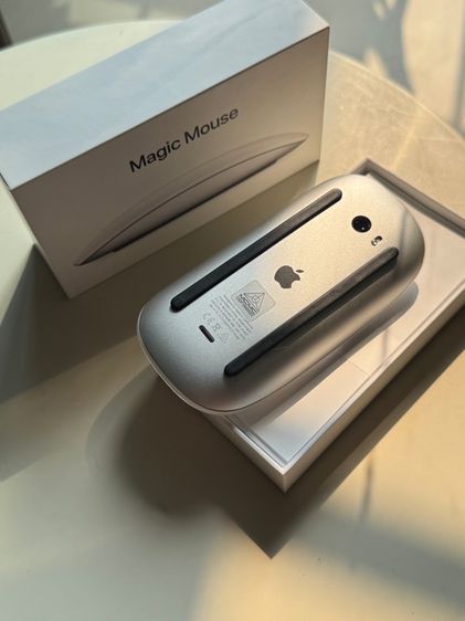 Apple Magic Mouse สีขาว ของแท้ รุ่นชาร์จใต้เครื่อง (Lightning)รุ่นใหม่  ใช้แค่ 2 ครั้ง กล่องครบ  รูปที่ 7