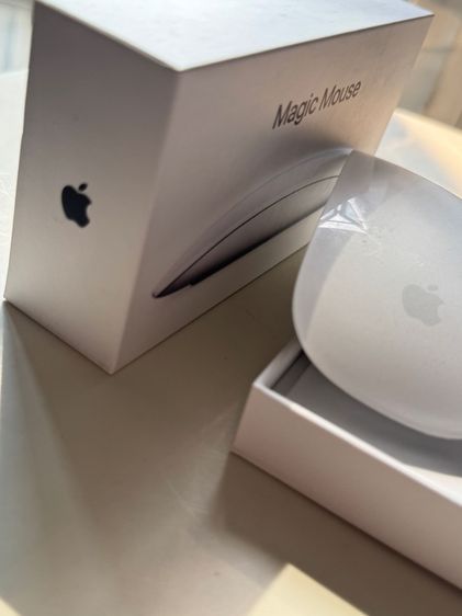 Apple Magic Mouse สีขาว ของแท้ รุ่นชาร์จใต้เครื่อง (Lightning)รุ่นใหม่  ใช้แค่ 2 ครั้ง กล่องครบ  รูปที่ 8