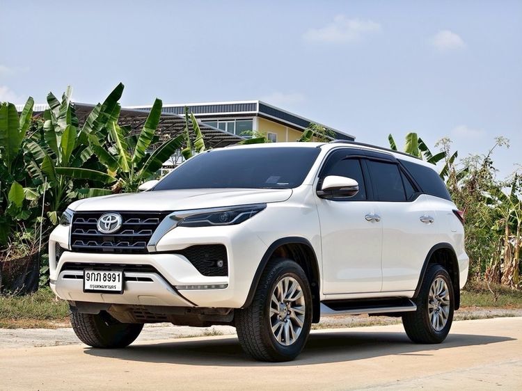 Toyota Fortuner 2021 2.4 Leader G Utility-car ดีเซล ไม่ติดแก๊ส เกียร์อัตโนมัติ ขาว รูปที่ 2