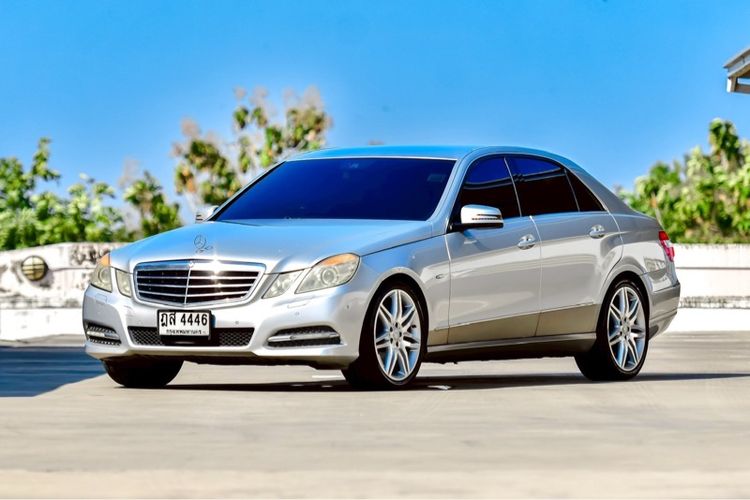 รถ Mercedes-Benz E-Class E250 CGI สี เทา