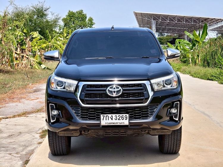 รถ Toyota Hilux Revo 2.4 E Prerunner สี ดำ