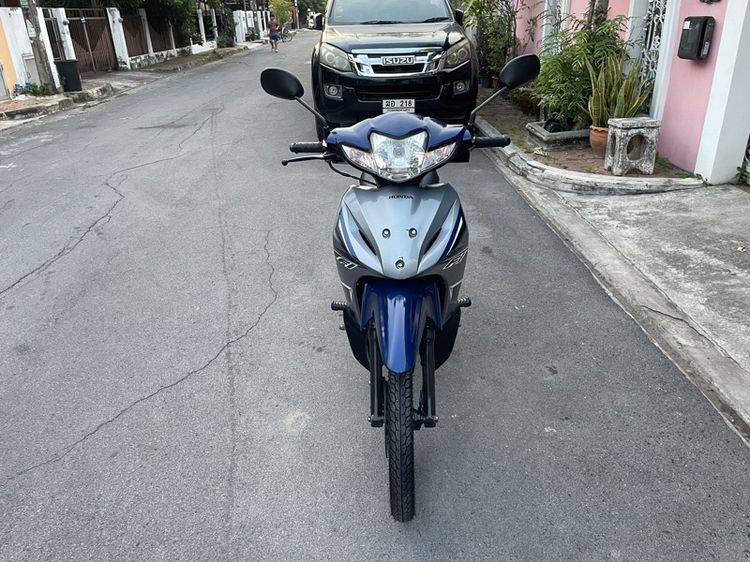 Honda รุ่น Wave110i สตาร์ทมือ ล้อแม็ก ปี61 รถเครื่องดี สภาพพร้อมใช้งานต้องมาลองครับ รูปที่ 3