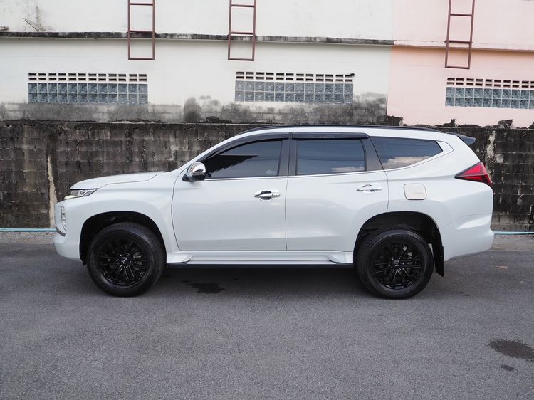 Mitsubishi Pajero Sport 2022 2.4  GT Premium Elite Edition  2WD Utility-car ดีเซล ไม่ติดแก๊ส เกียร์อัตโนมัติ ขาว รูปที่ 4