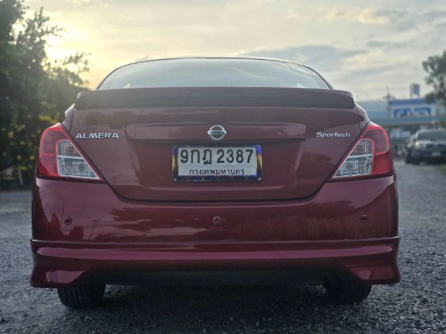 รถ Nissan Almera 1.2 E Sportech สี แดง