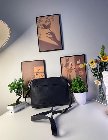 Anne Klein แท้ มือสอง กระเป๋าสะพาย หนัง Saffiano สี Navy รูปที่ 7