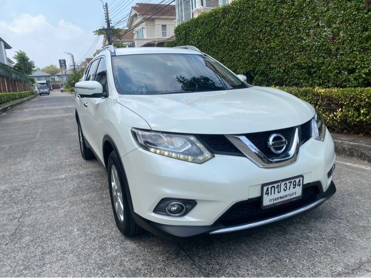 Nissan X-Trail 2015 2.0 V 4WD Utility-car เบนซิน ไม่ติดแก๊ส เกียร์อัตโนมัติ ขาว รูปที่ 2