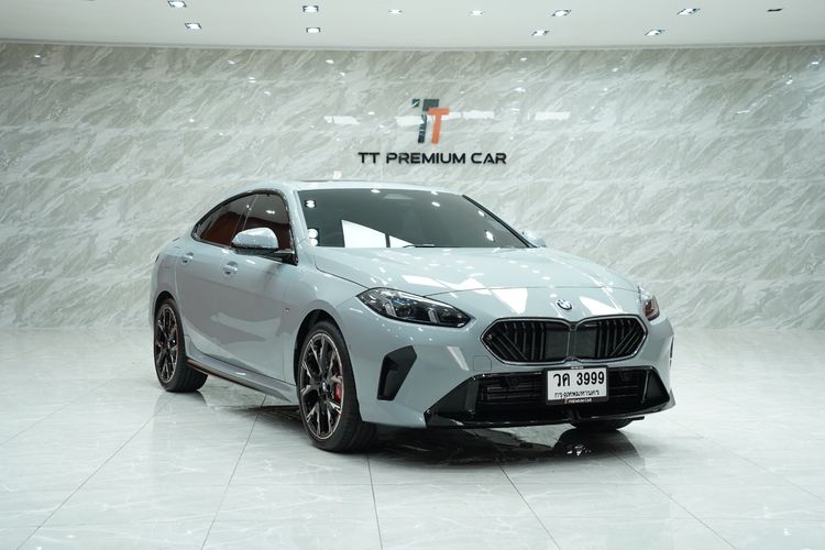 รถ BMW Series 2 220i สี เทา
