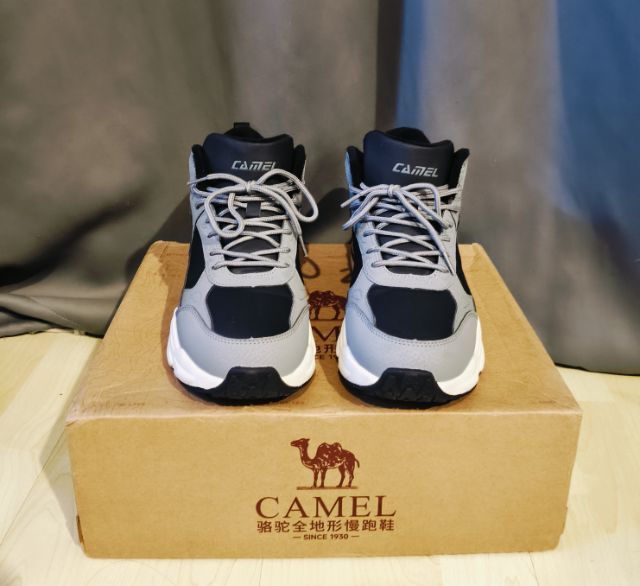 Cameljeans รองเท้าขนแกะอบอุ่น หุ้มข้อต่ำ กันน้ำ กันลื่นสำหรับฤดูหนาว ขนาด 25.5 ซม. สีเทาดำ สภาพใหม่มาก