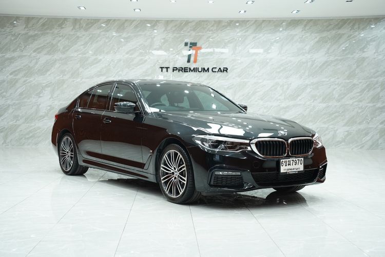 BMW Series 5 2020 530e ไฮบริด เกียร์อัตโนมัติ ดำ