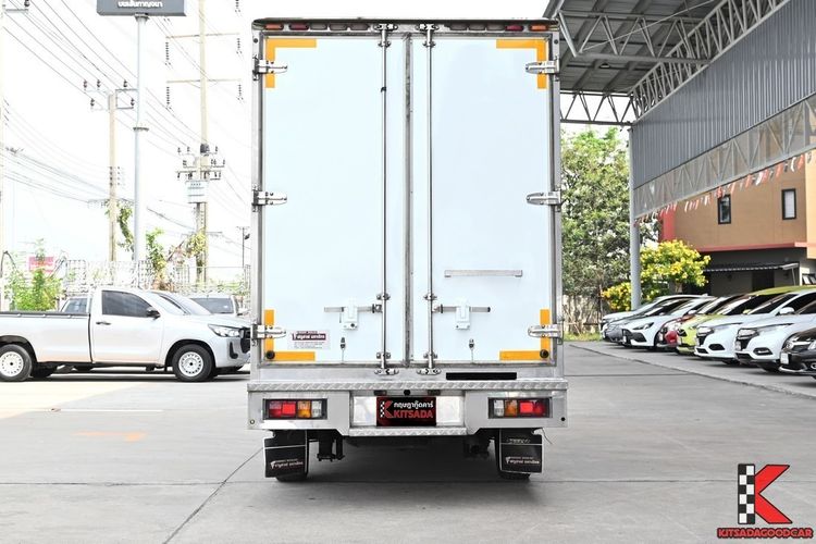 Isuzu D-MAX 2023 3.0 S Pickup ดีเซล ไม่ติดแก๊ส เกียร์ธรรมดา ขาว รูปที่ 4