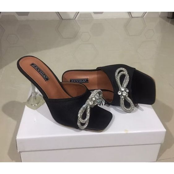 รองเท้าส้นสูงแต่งโบว์วิ้งวิ้ง