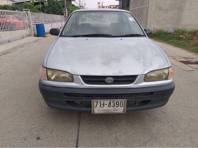 รถ Toyota Corolla 1.5 GXi สี บรอนซ์เงิน