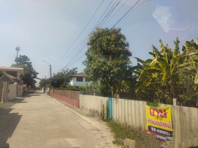 ใช่ ขายที่ดินถมแล้ว 93 ตร.วา ซอยรามอินทรา 65 แยก 2 ใกล้รถไฟฟ้า ทำเลดีมาก
 รูปที่ 4
