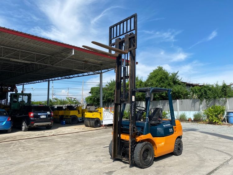 รถฟอร์คลิฟท์  TOYOTA  รุ่น 7FD25 ยก 2.5 ตัน เสาสูง 3 เมตร รถเก่านอก   รูปที่ 2